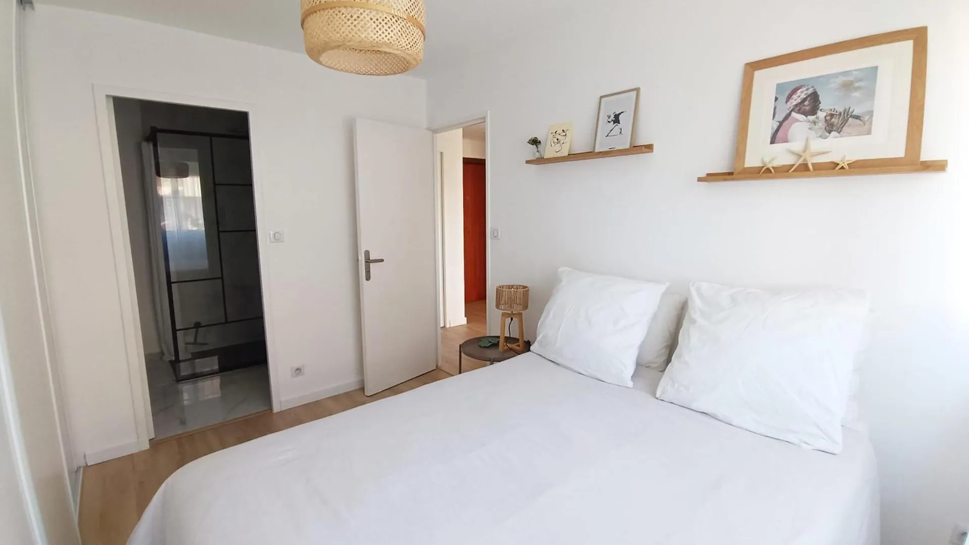 2-Rooms Apartment With Wifi And Balcony Nice